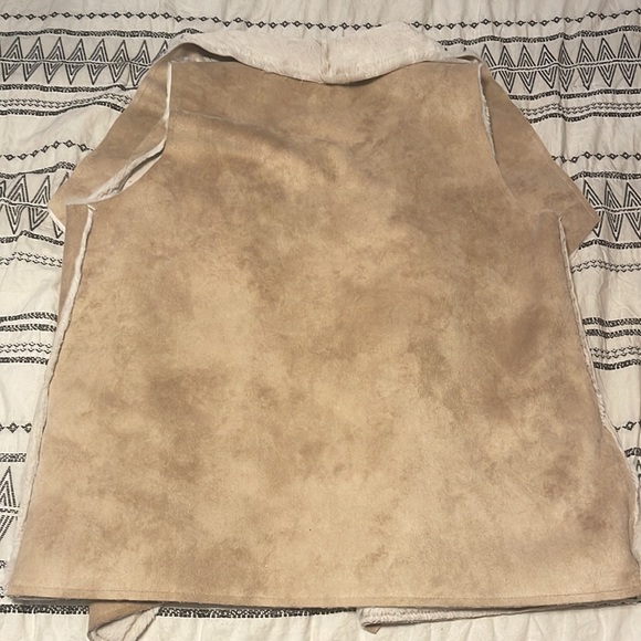 Joseph Ribkoff vest - Picture 6 of 6